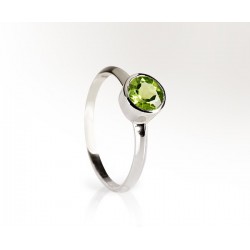 Anel Peridoto